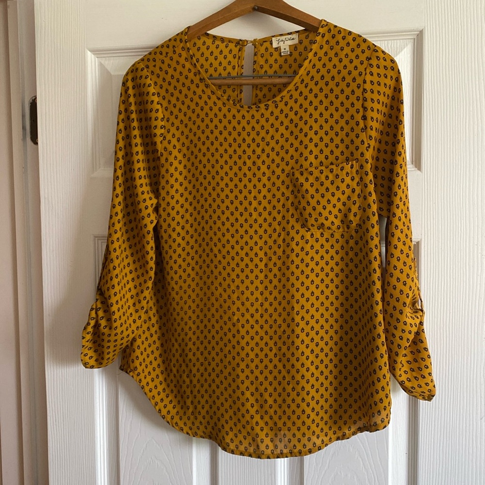 Lily White top